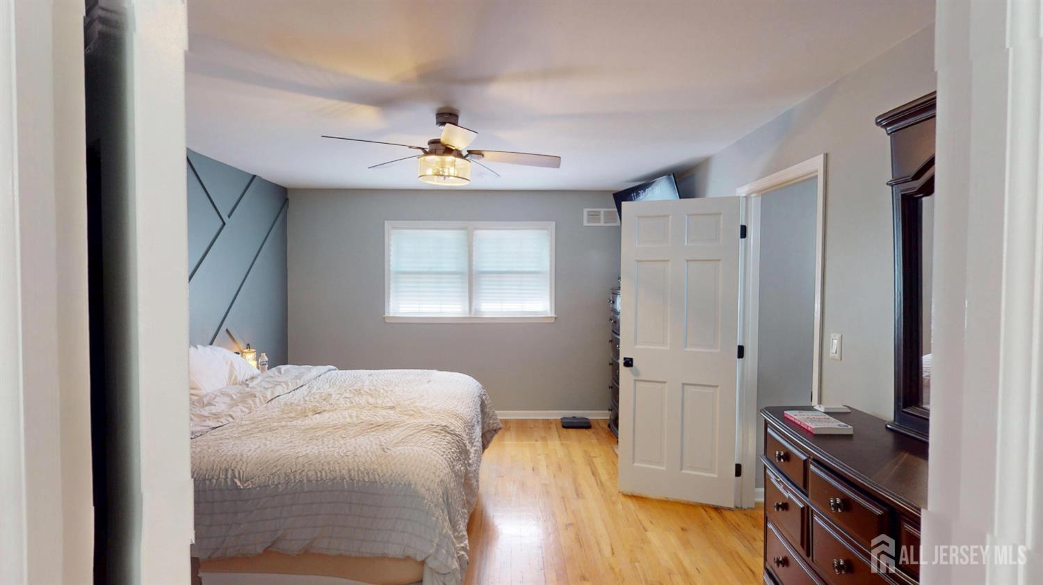 20 Revock, East Brunswick, NJ, 08816