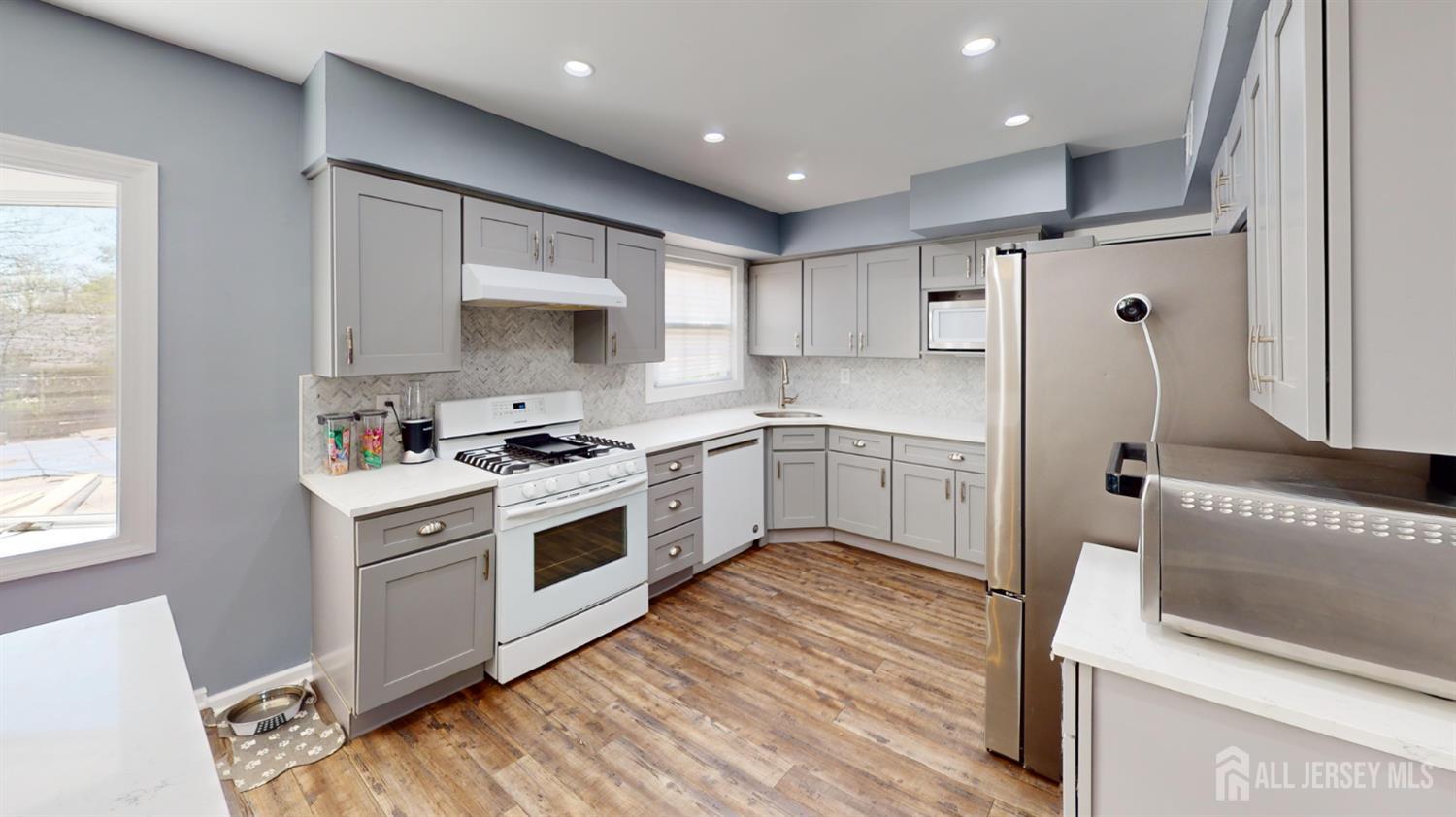 20 Revock, East Brunswick, NJ, 08816