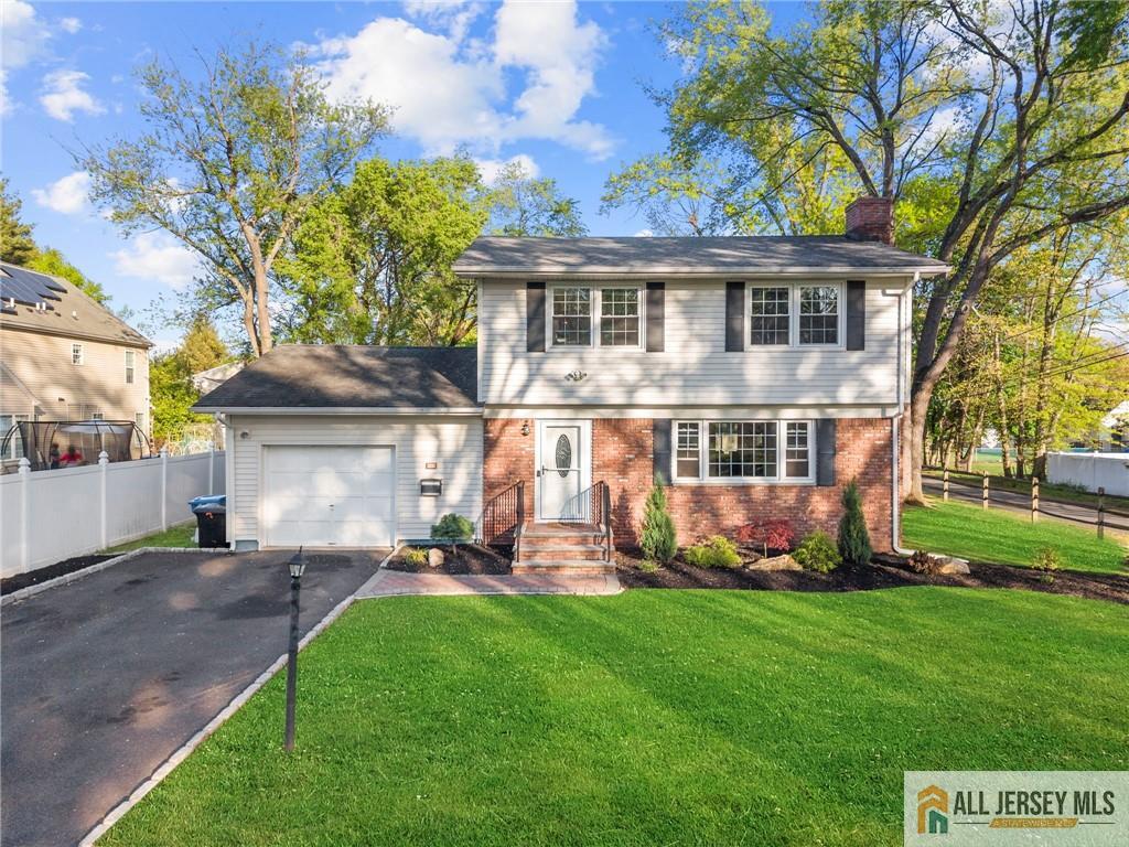 245 Florence, Colonia, NJ, 07067