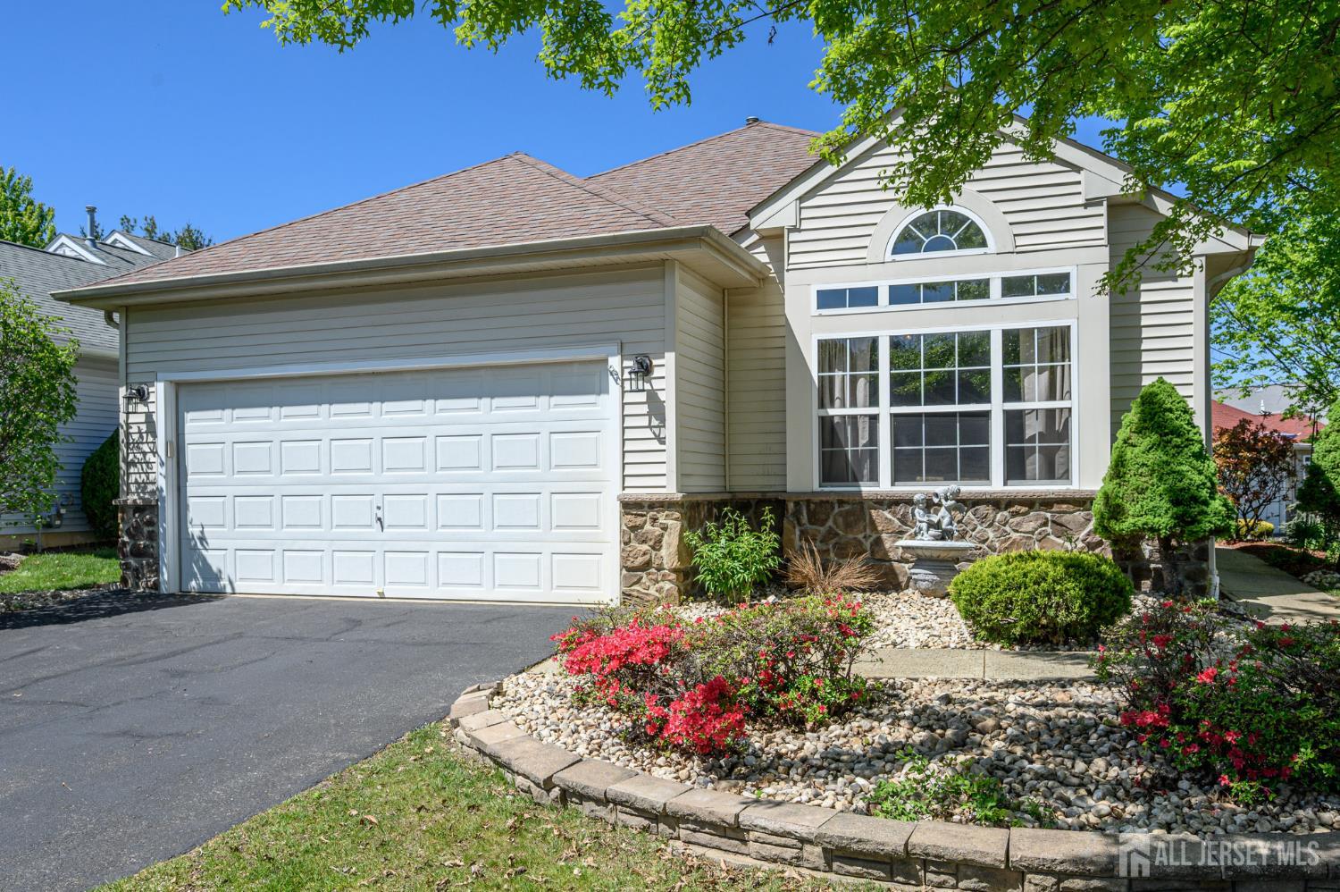 Photo of 70 Vineyard Court