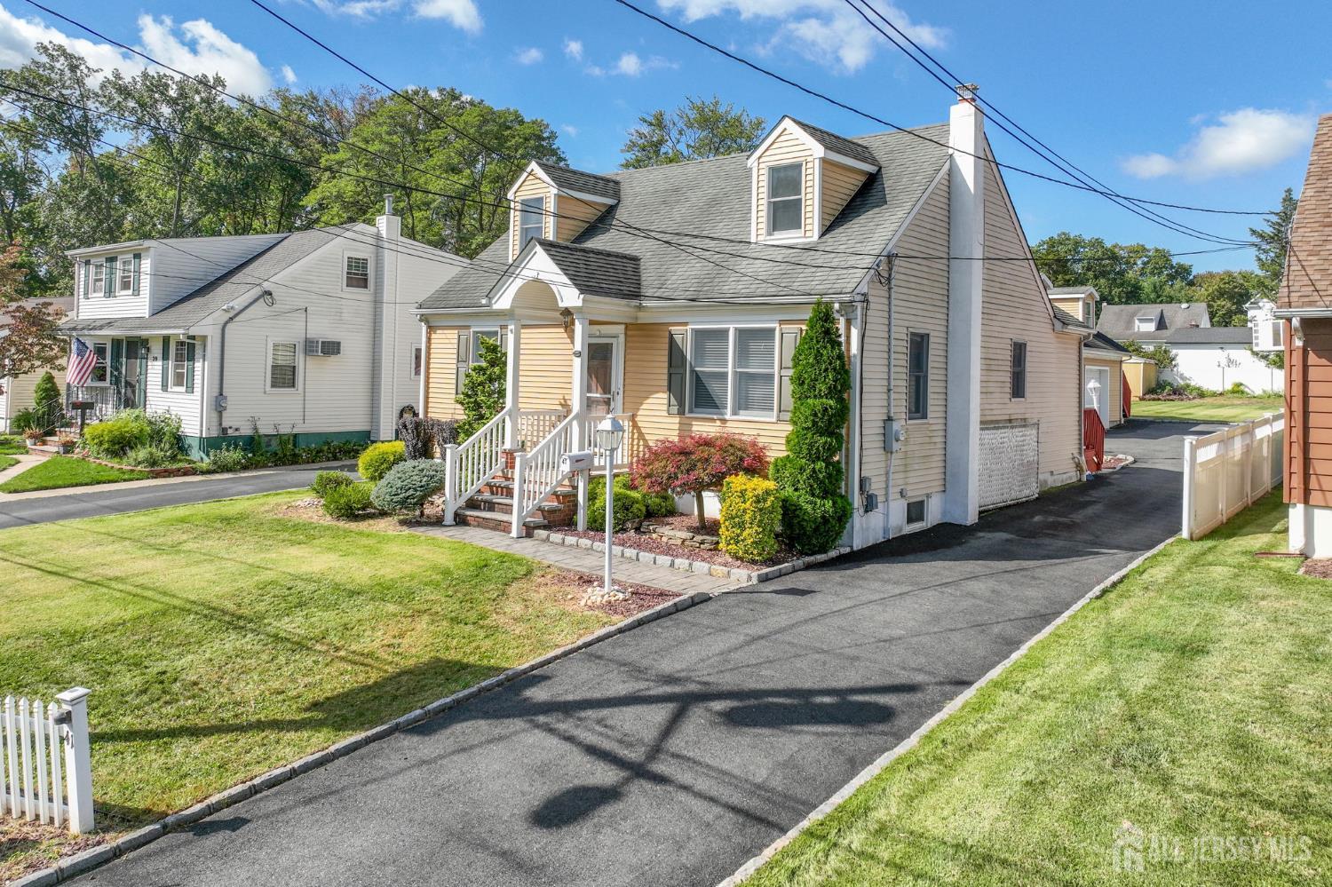 Photo of 41 Clover Avenue