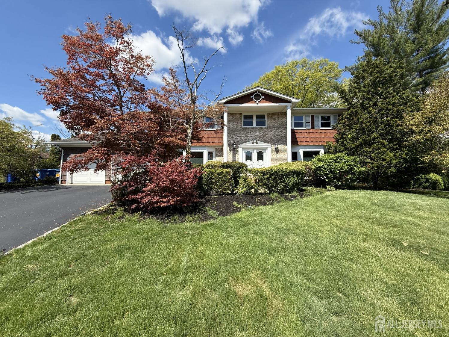 Homes for Sale in North Brunswick, NJ