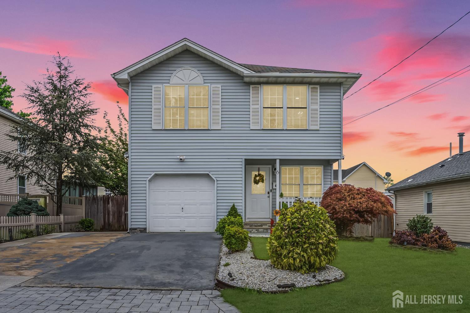 17 Hollywood, Woodbridge Proper, NJ, 07095