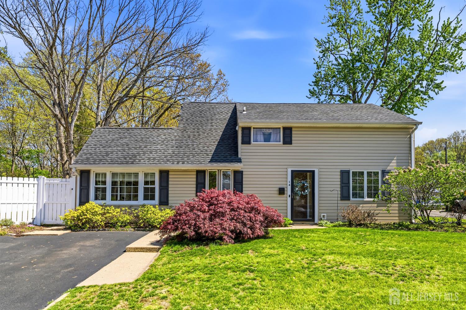 506 Jansen, Avenel, NJ, 07001