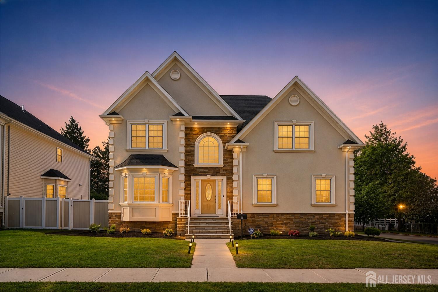 Homes for Sale in Iselin, NJ
