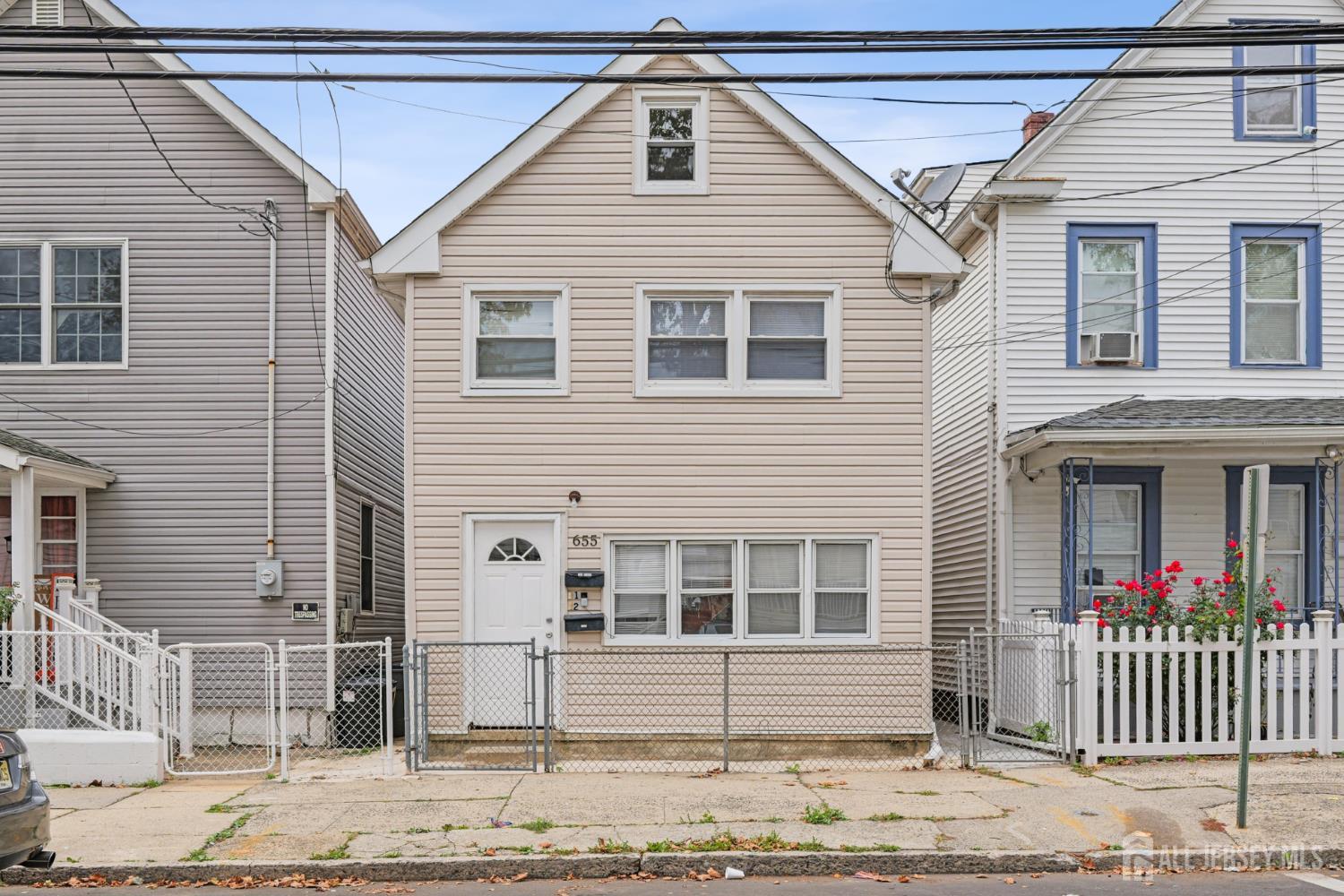 Photo of 655 Charles Street