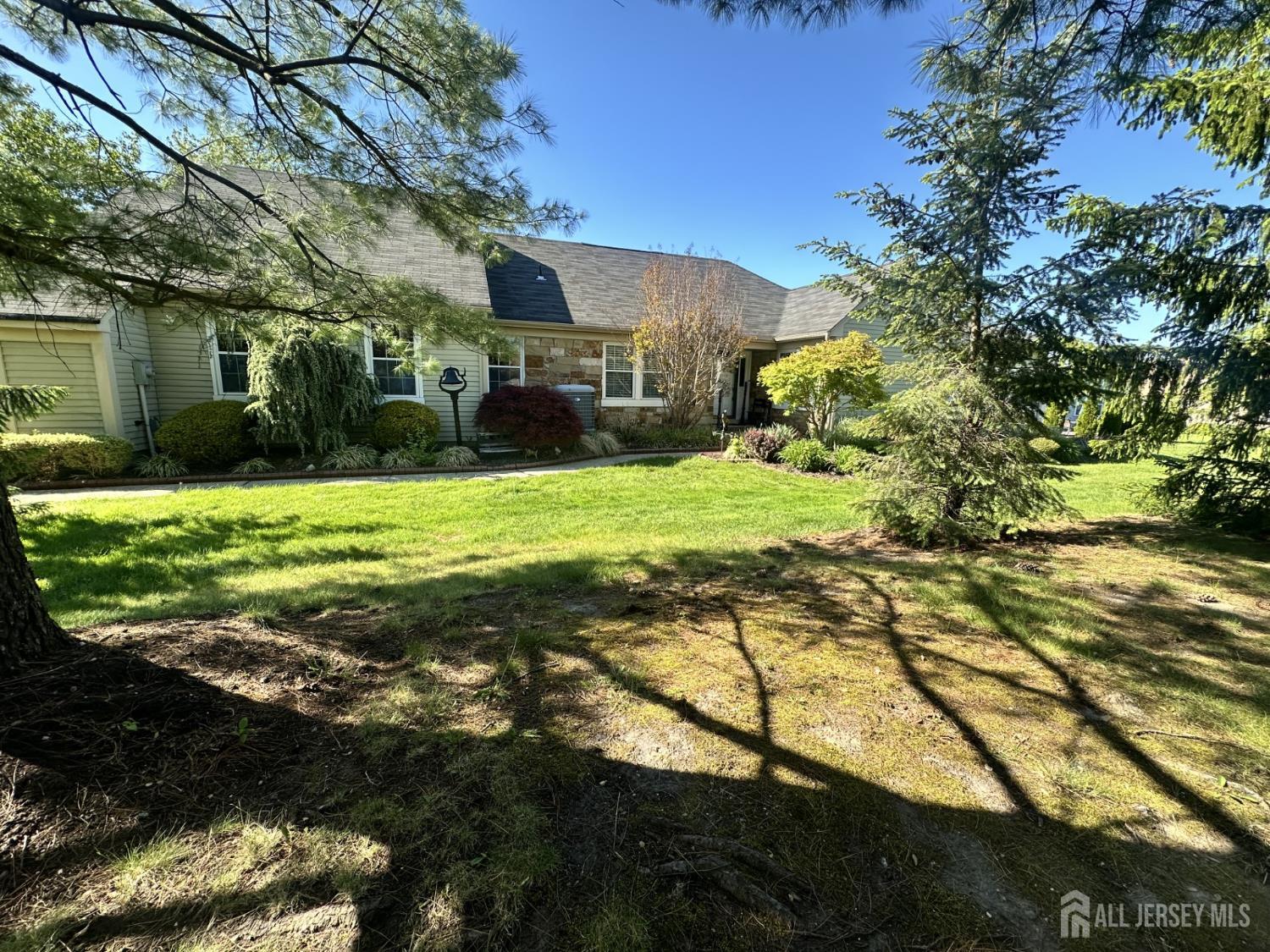Photo of 67 Yorkshire Drive