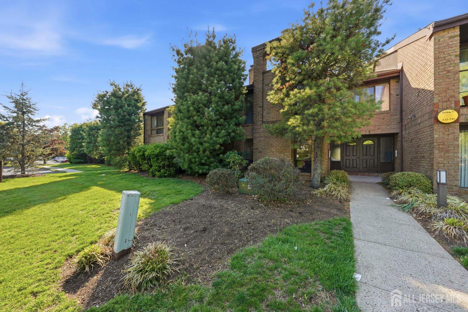 Photo of 336 Willowbrook Drive