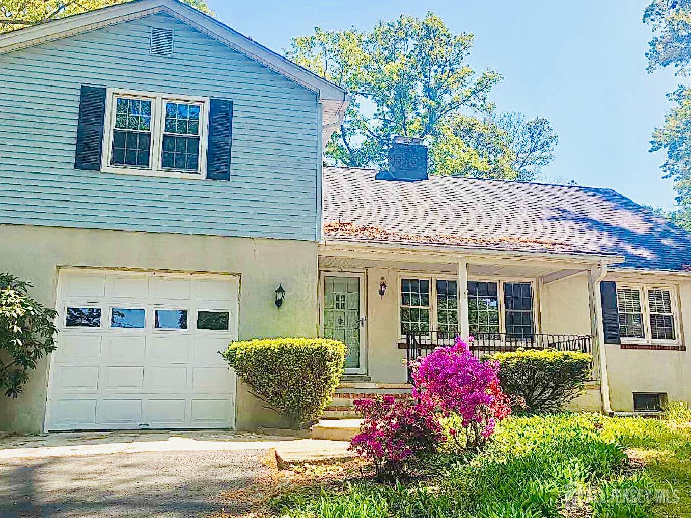 Photo of 308 Forsgate Drive