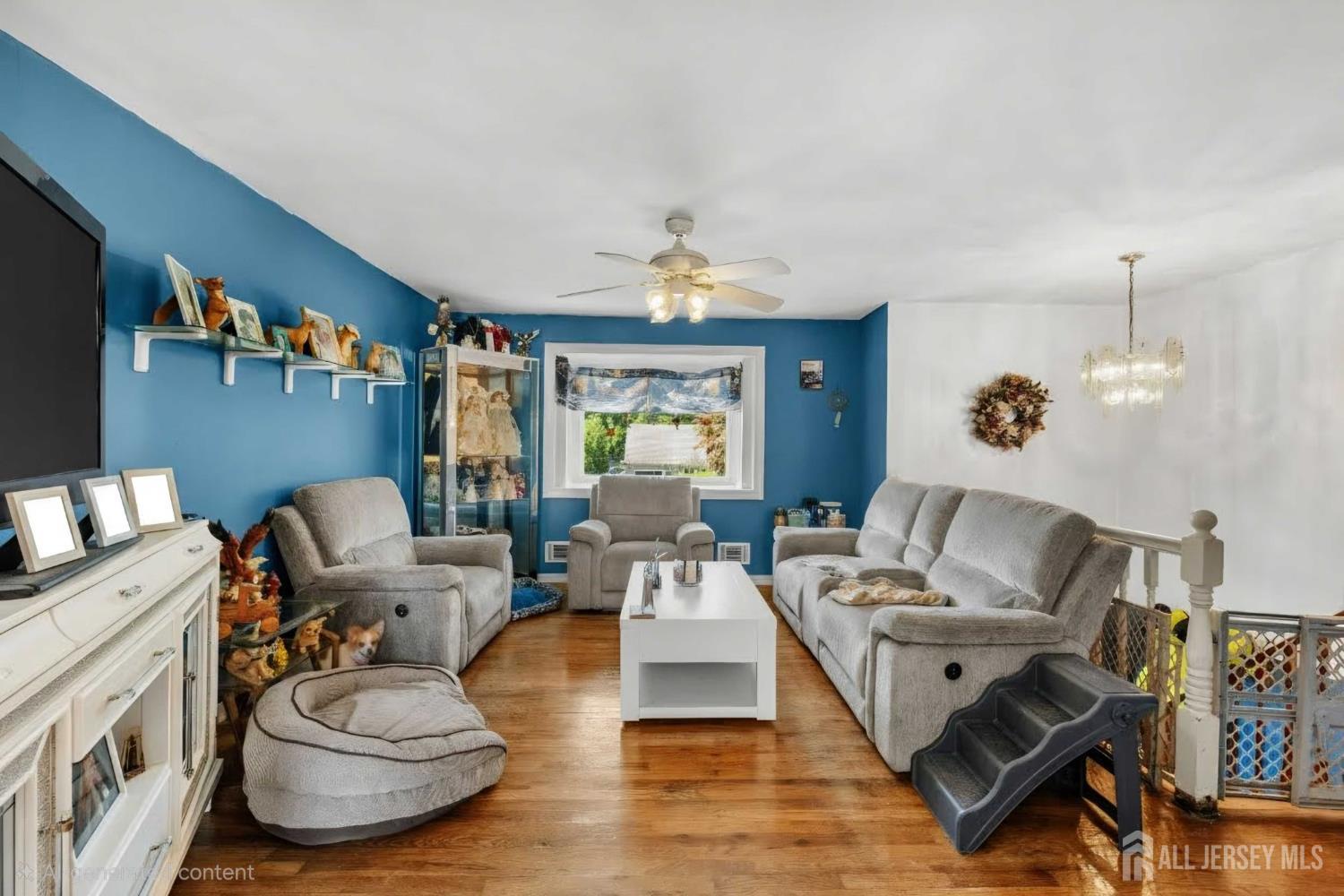 245 4th Street