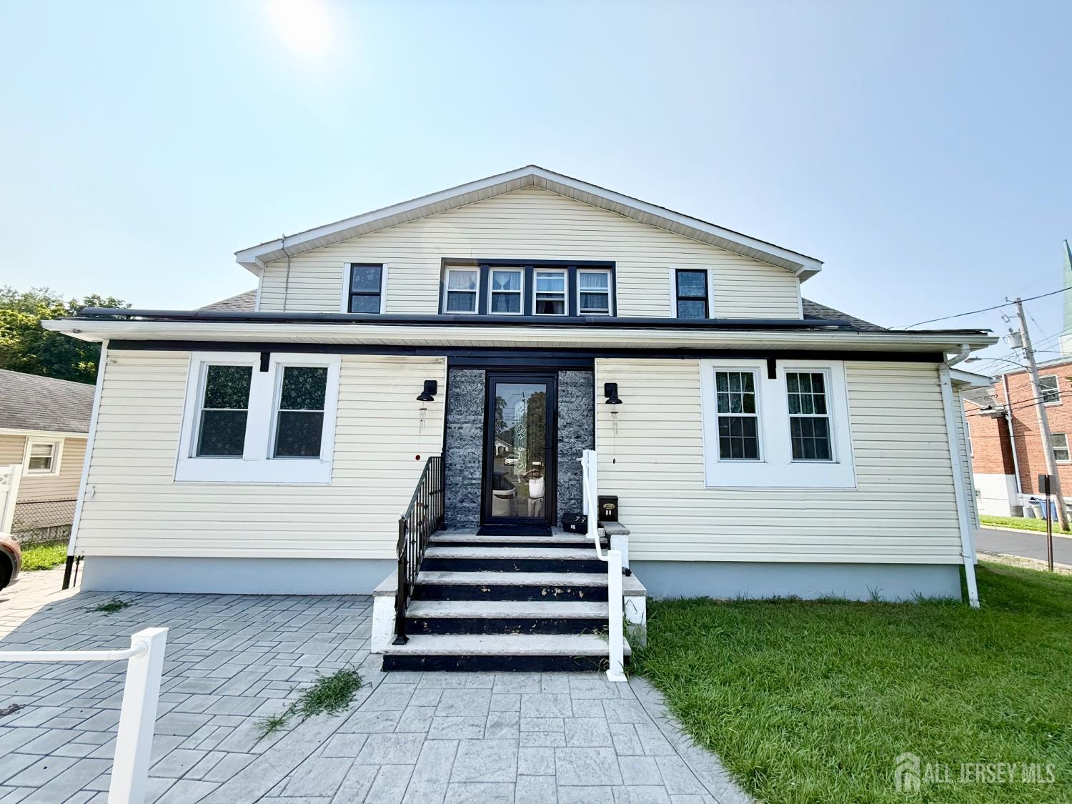 Photo of 73 Laurence Parkway