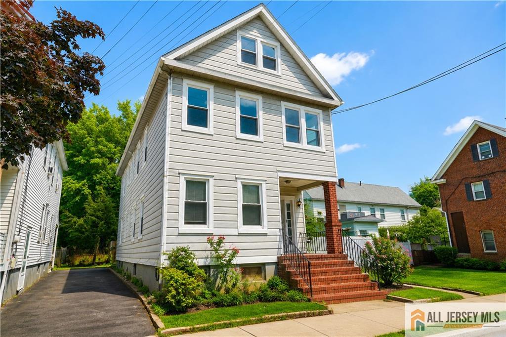 Photo of 105 Louis Street
