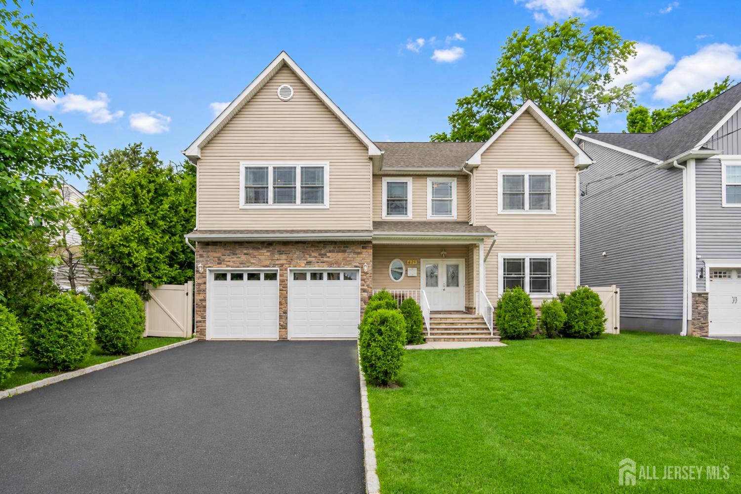 Photo of 628 New Dover Road