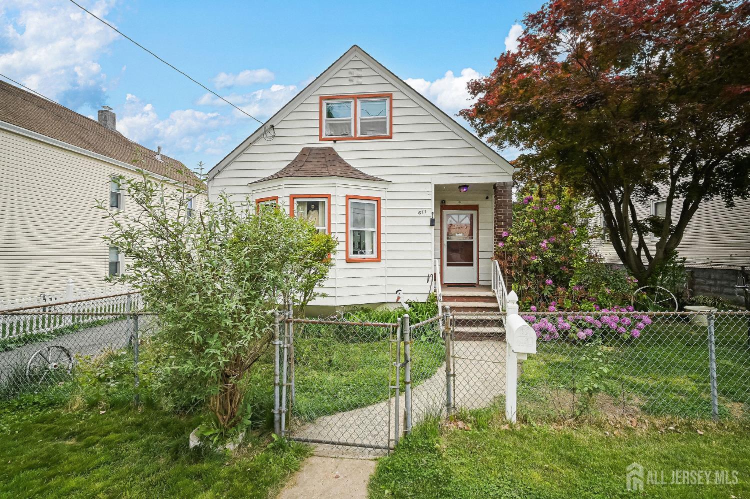 Photo of 611 Pacific Avenue