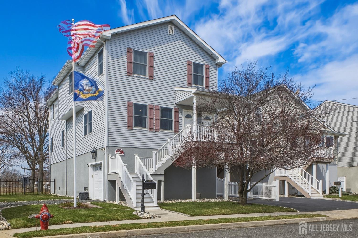 Photo of 911 Harris Avenue