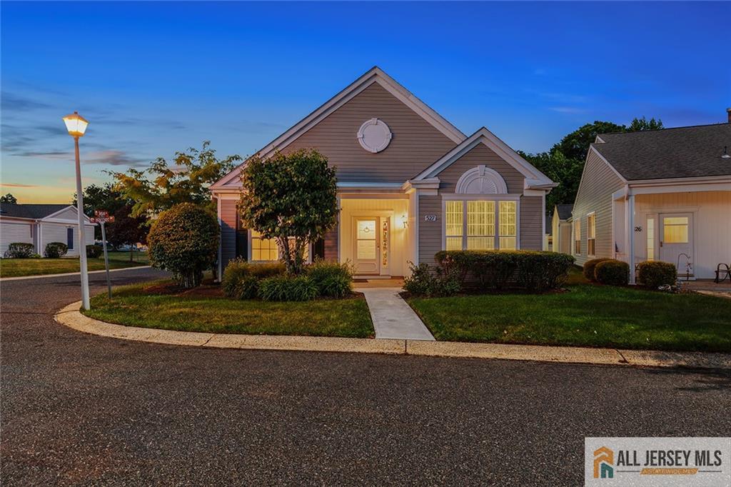 Photo of 527 Harrier Drive 527