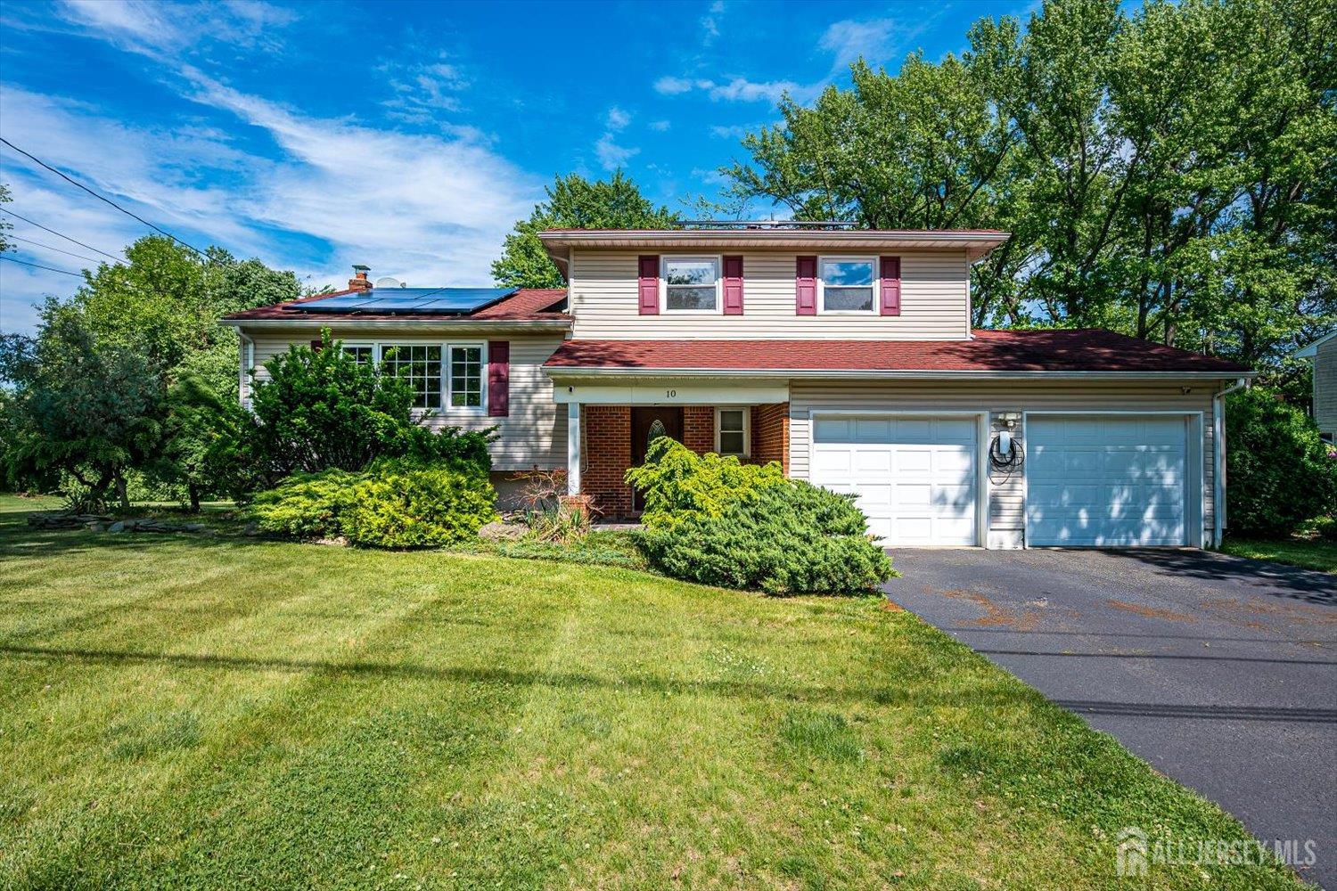 Photo of 10 Falcon Drive