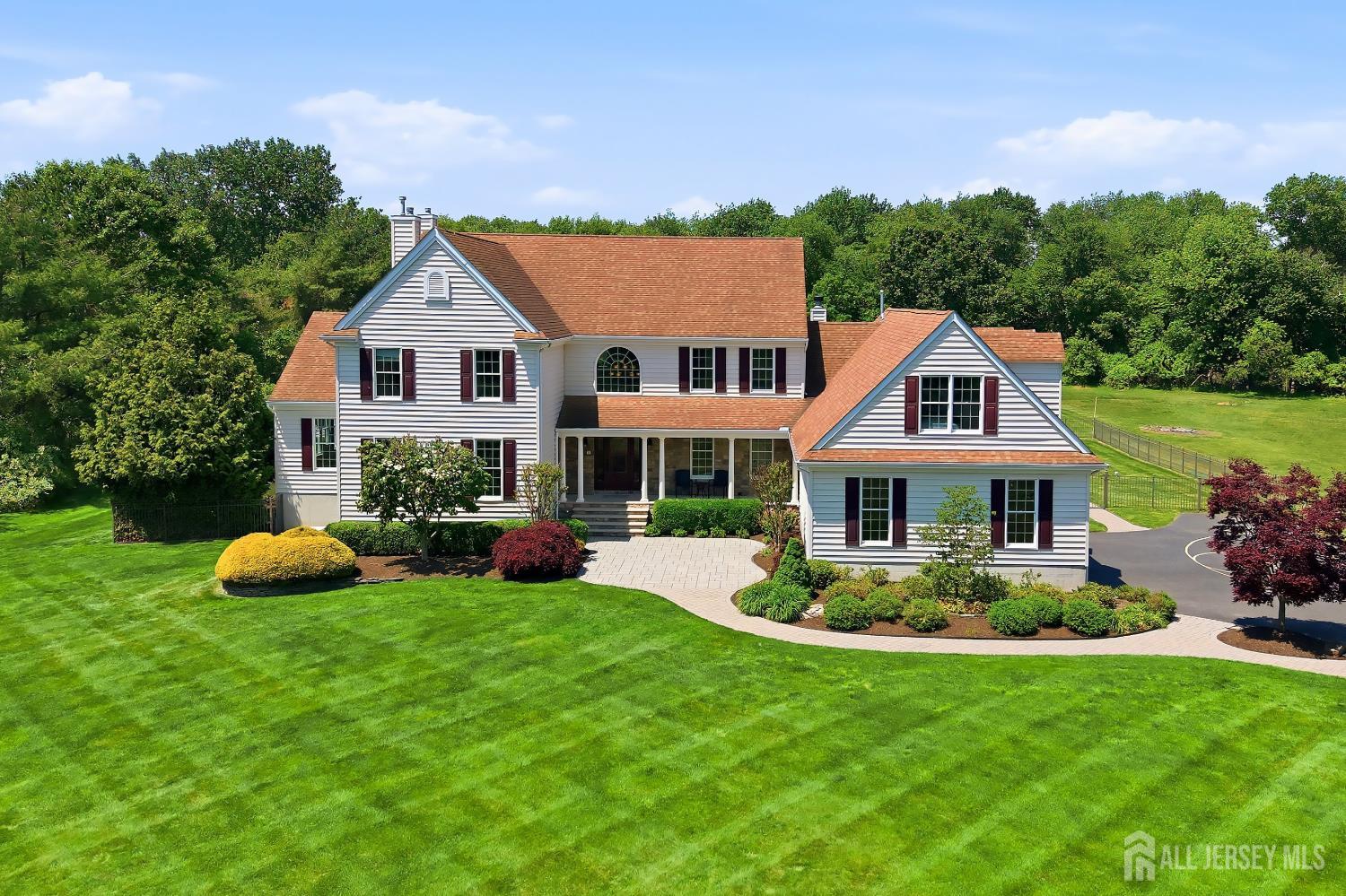 Photo of 16 Deer Run Drive
