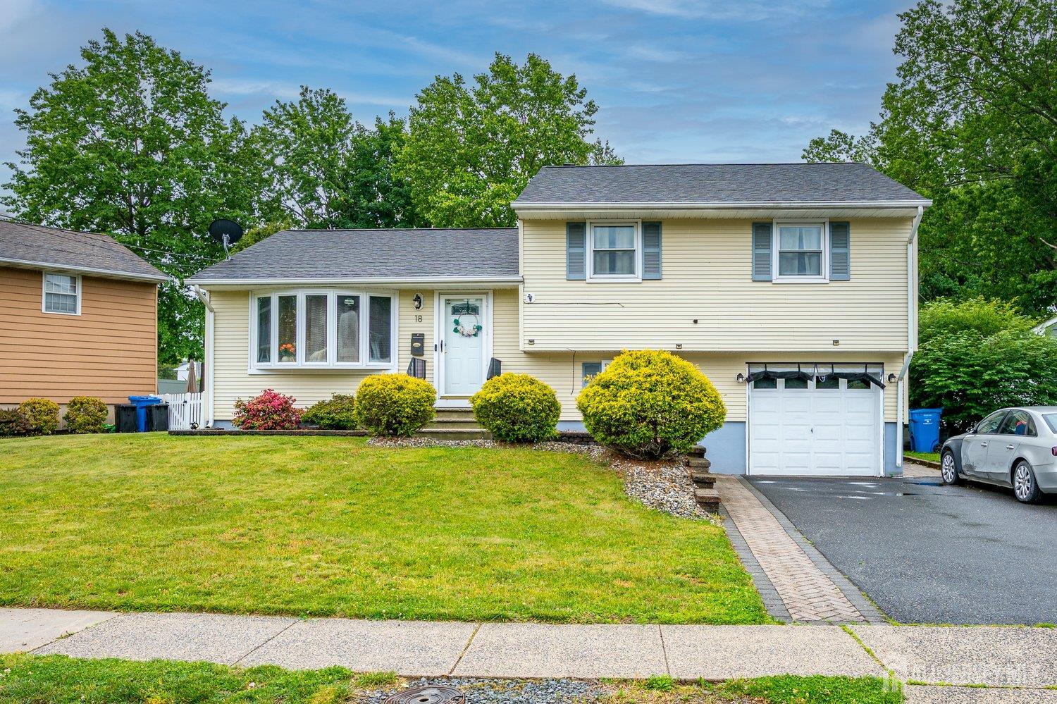 Photo of 18 Starlit Drive