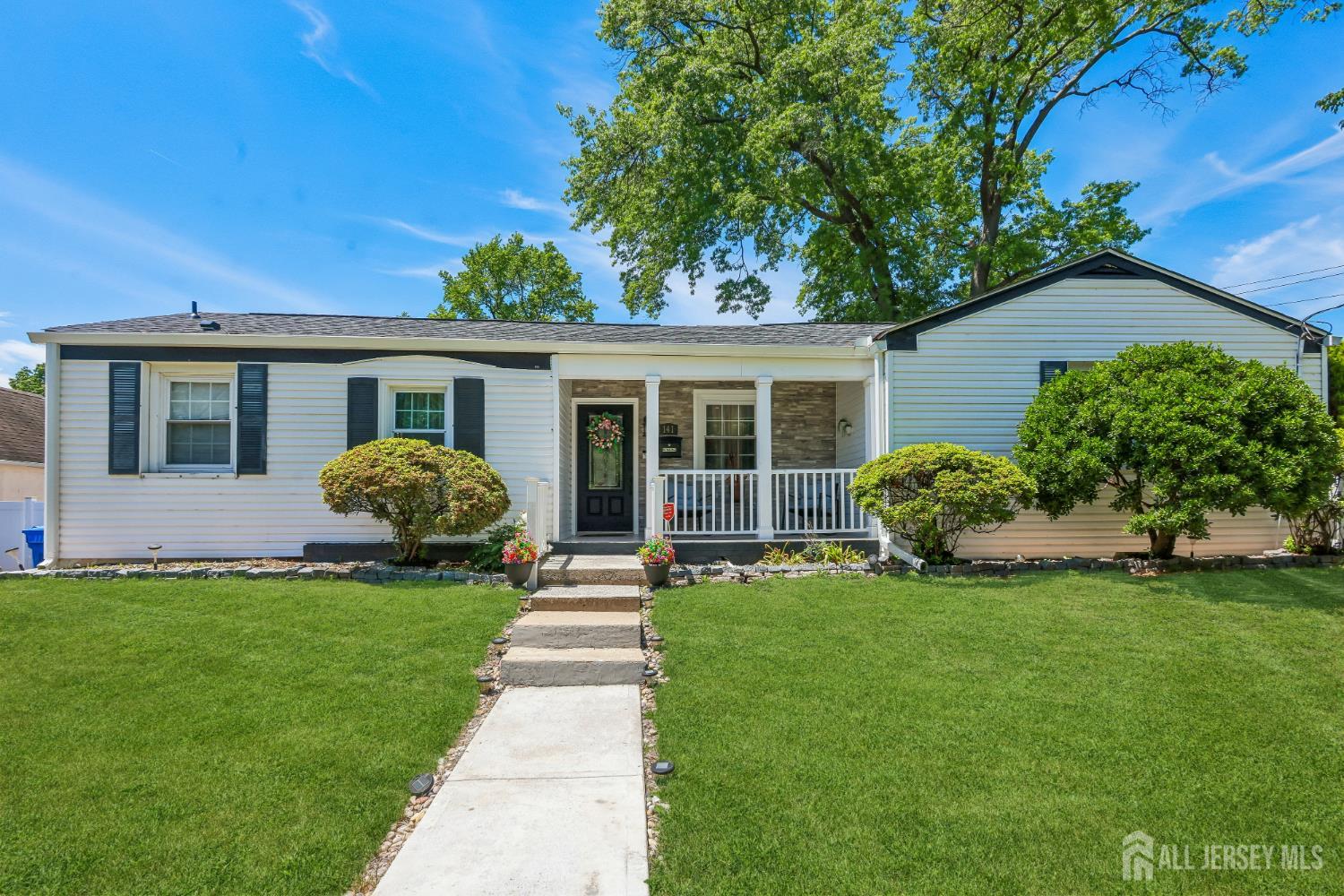Homes for sale in Fords, NJ | 141 Grant Ave, Fords, NJ 08863 | MLS# 2616280R