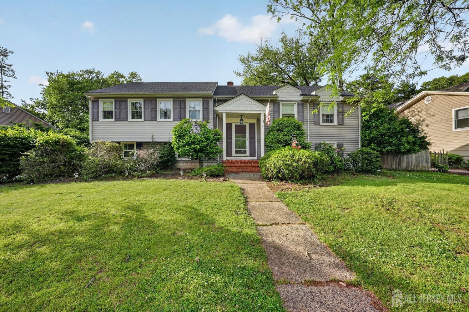 Photo of 10 Remington Drive