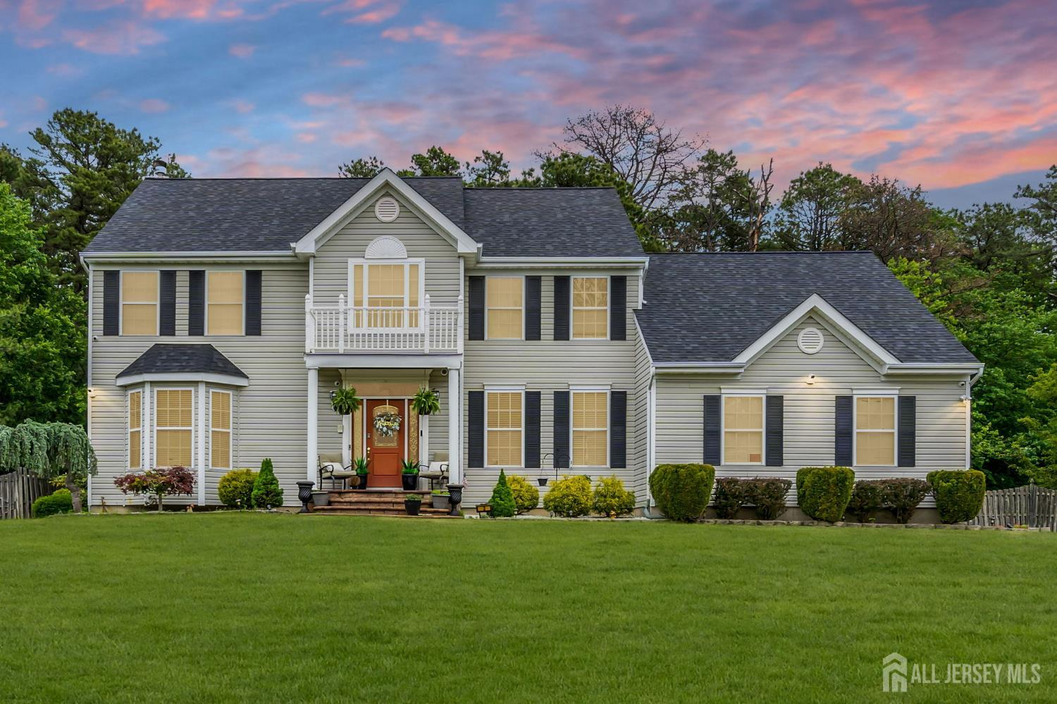 Photo of 3 Kingfisher Court, Jackson NJ