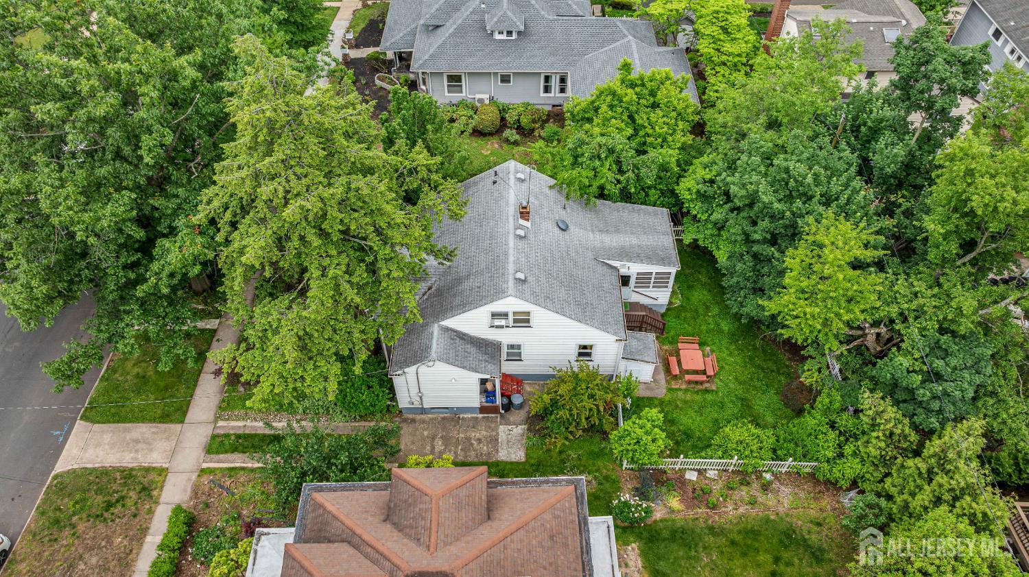 Homes for sale in Highland Park, NJ | 348 S 3Rd Ave, Highland Park, NJ 08904 | MLS# 2616564R