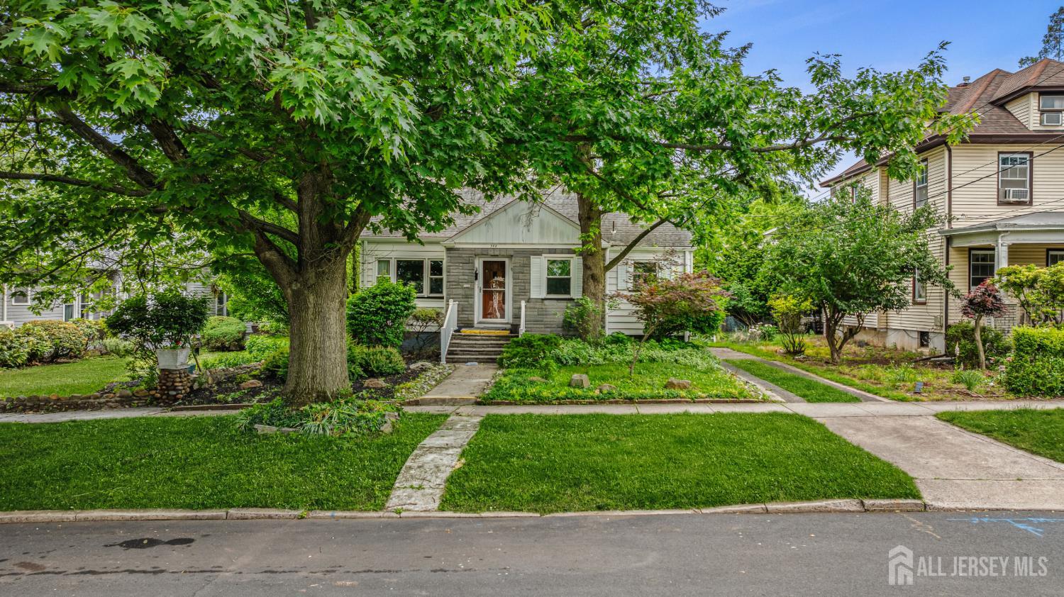 Homes for sale in Highland Park, NJ | 348 S 3rd Ave, Highland Park, NJ 08904 | MLS# 2616564R