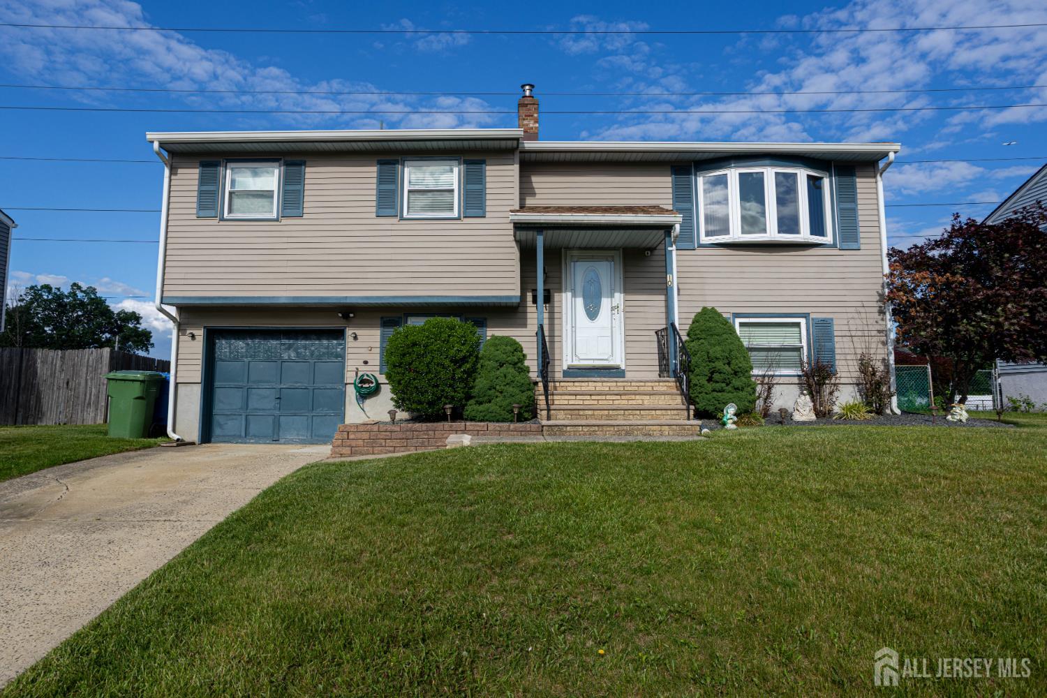 Photo of 10 Schmitt Street