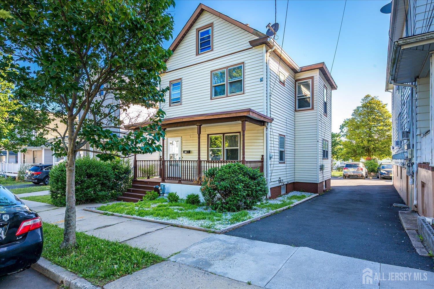 Homes for sale in New Brunswick, NJ | 49 Comstock St, New Brunswick, NJ 08901 | MLS# 2616678R