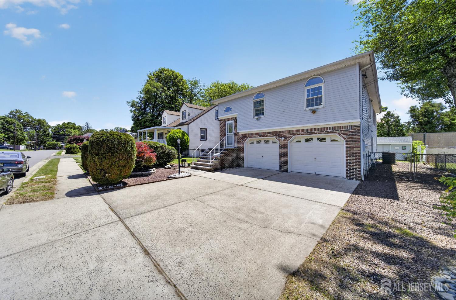 Homes for sale in Metuchen, NJ | 36 Aylin St, Metuchen, NJ 08840 | MLS# 2616291R