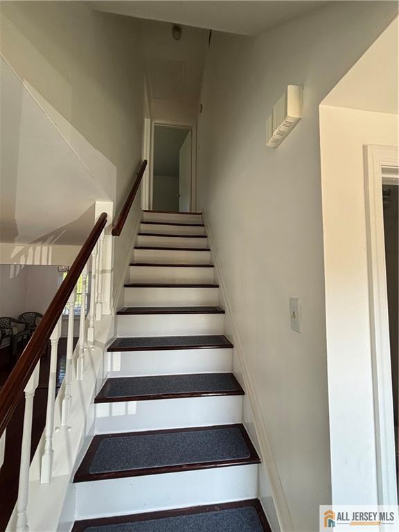 53 Boxgrove Place, Franklin NJ 08873 – Photo 11