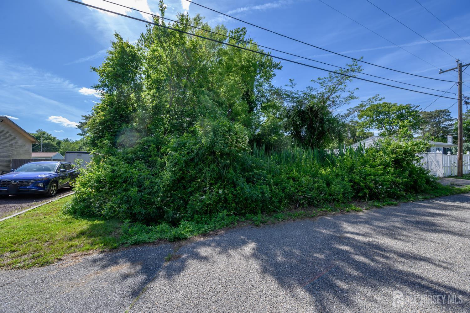 Homes for sale in Ocean Twp, NJ | 22 Walnut St, Ocean Twp, NJ 08758 | MLS# 2616723R