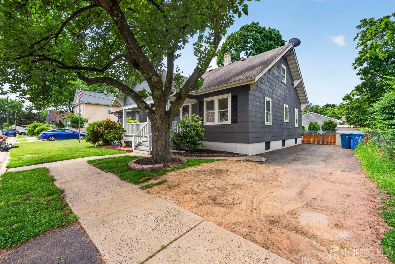Homes for sale in South Plainfield, NJ | 119 Maple Pl, South Plainfield, NJ 07080 | MLS# 2616676R