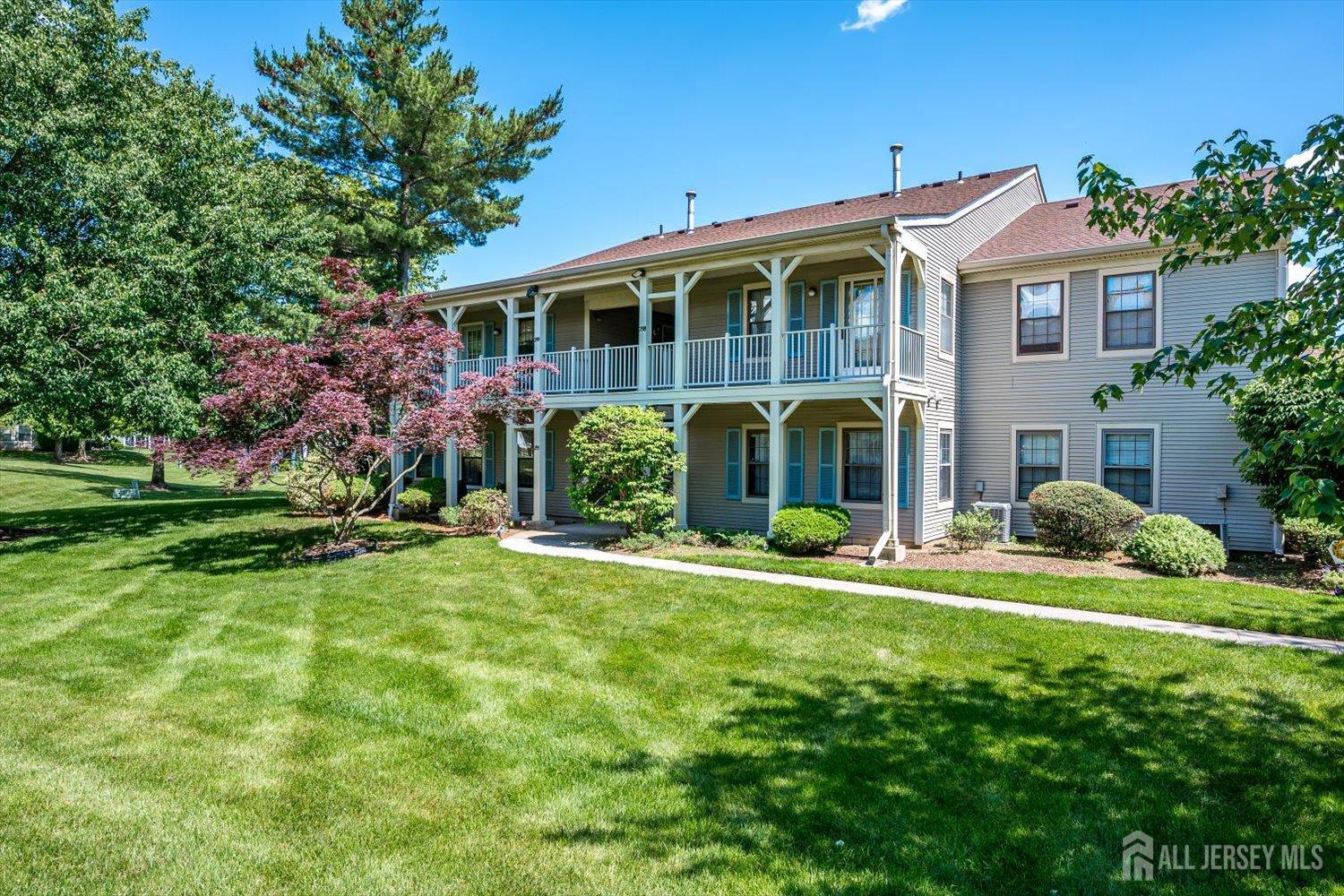 Photo of 294 Hatfield Lane