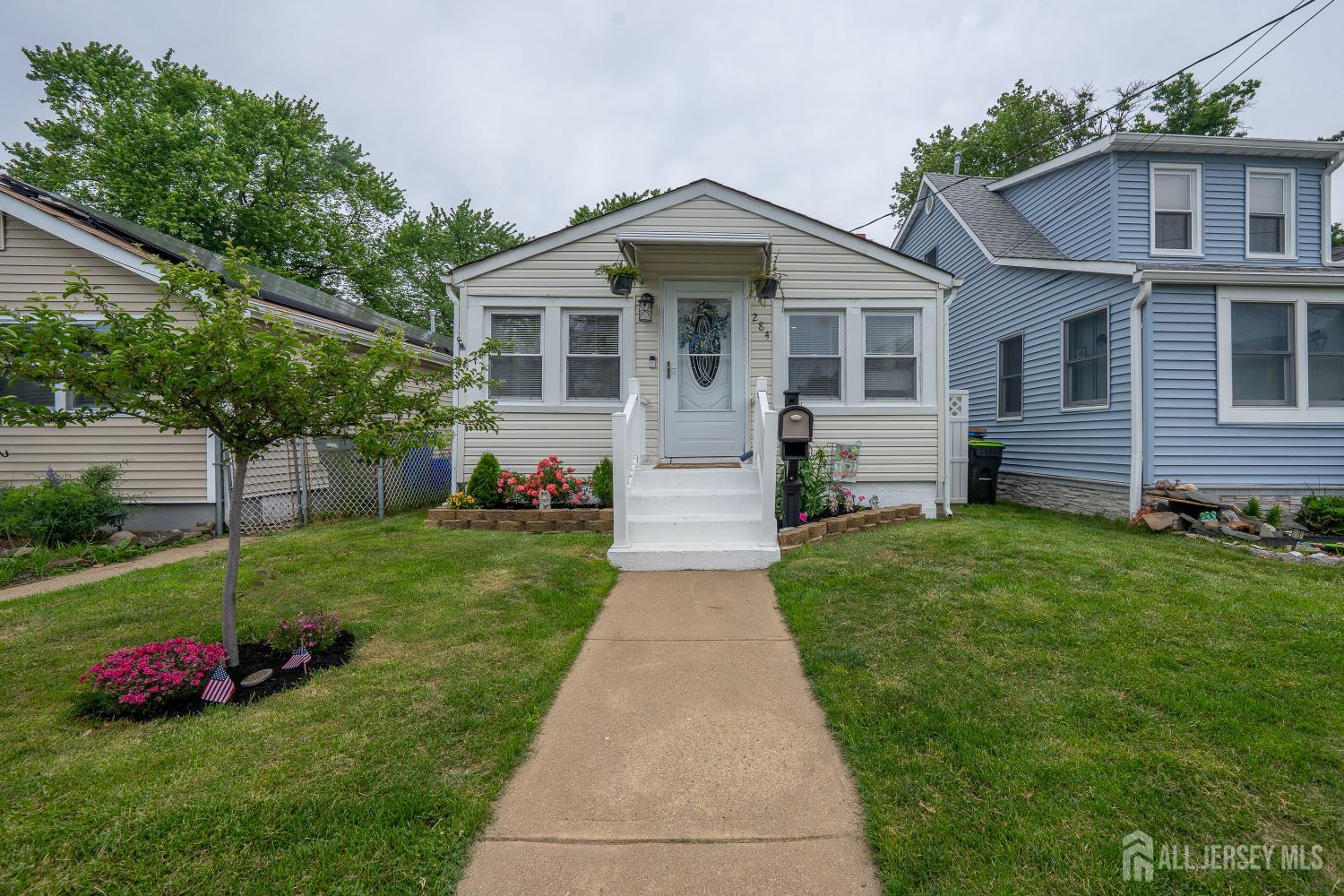 284 Shoreland Circle, Old Bridge, NJ 08879