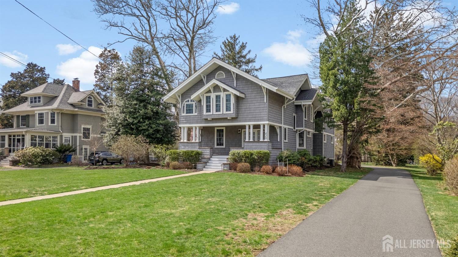 Photo of 420 Mountainview Terrace