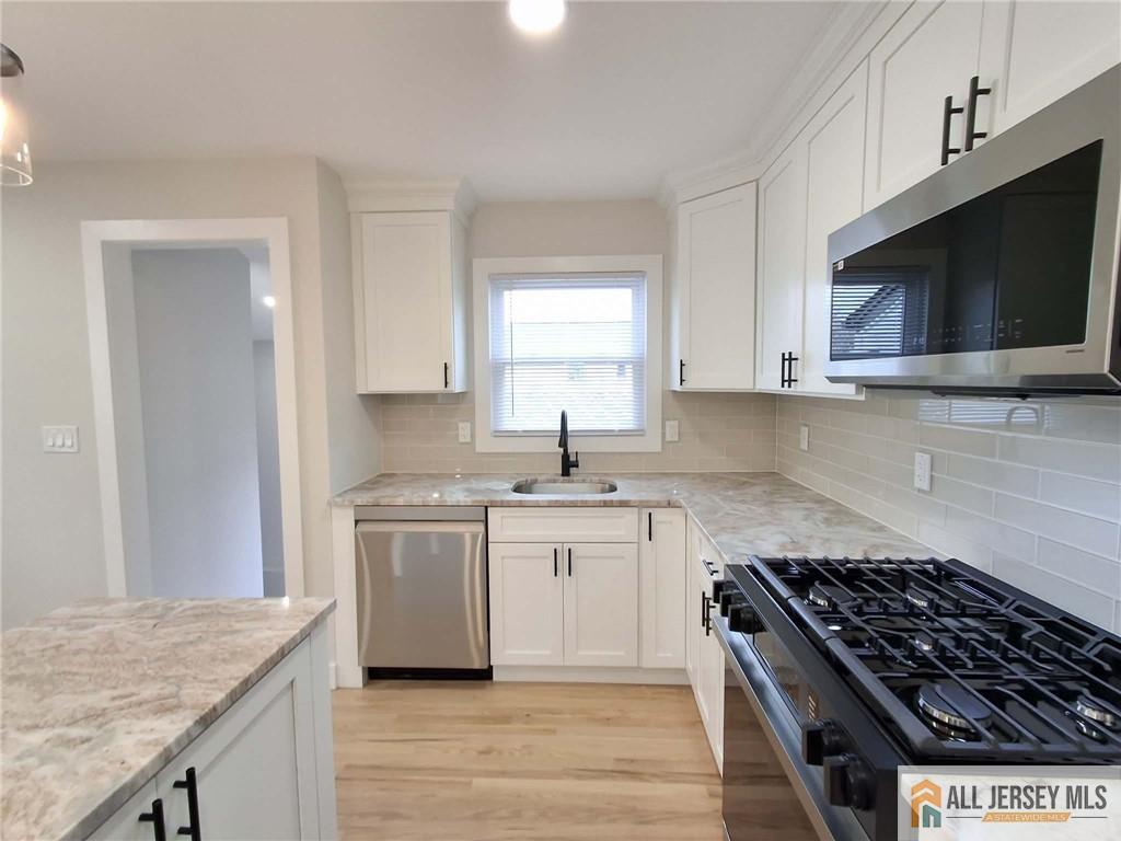 Homes for sale in Colonia, NJ | 397 Lake Ave, Colonia, NJ 07067 | MLS# 2661627M