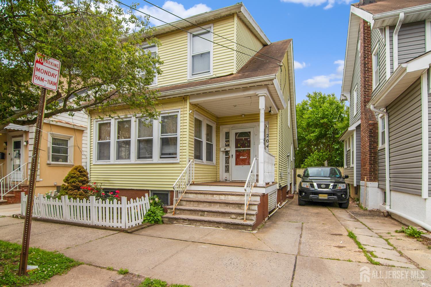 Photo of 204-204 Howard Street
