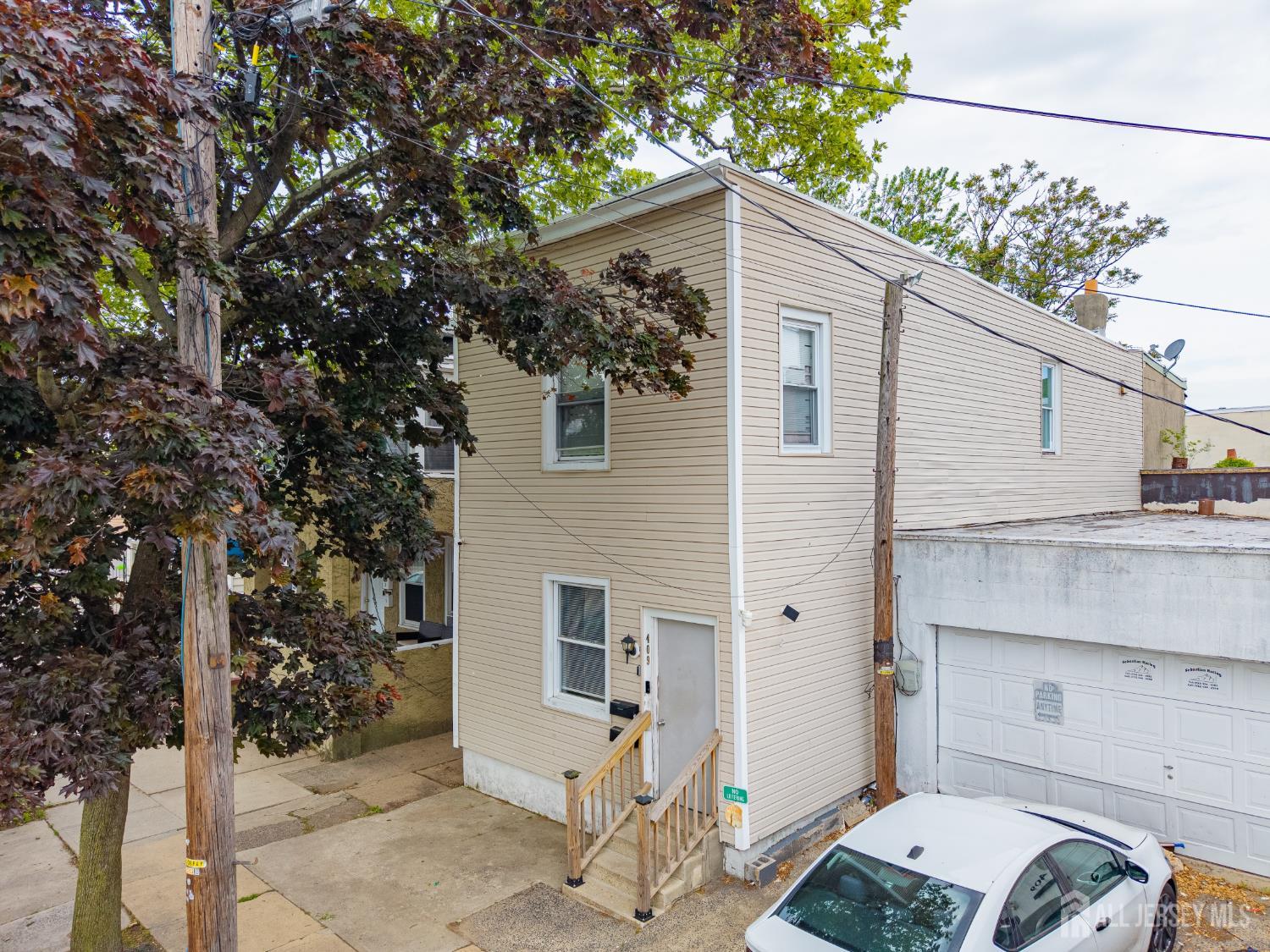 Photo of 409 Ogden Place