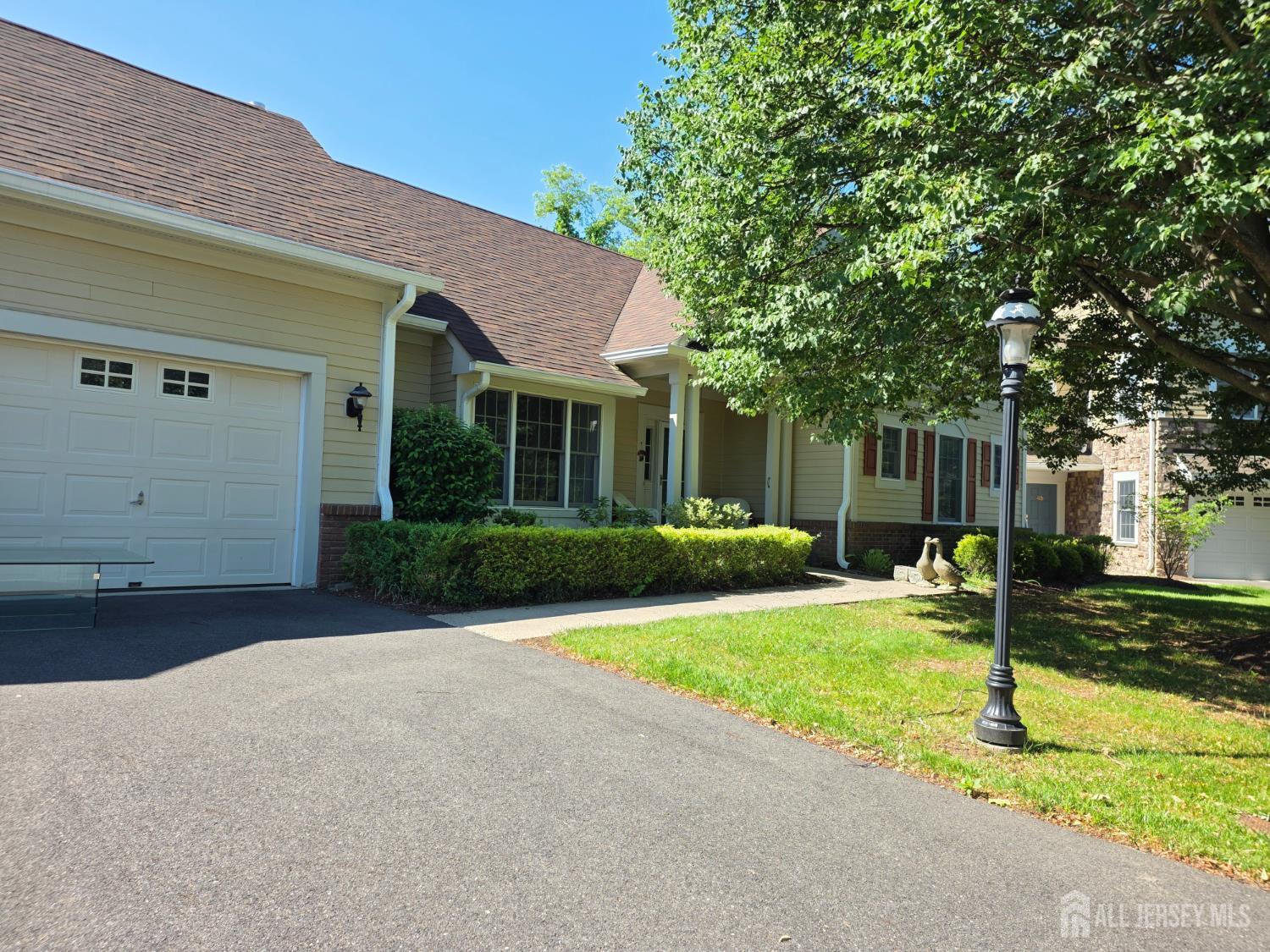 Homes for sale in Plainsboro, NJ | 47 Hedge Row Rd, Plainsboro, NJ 08540 | MLS# 2609991R