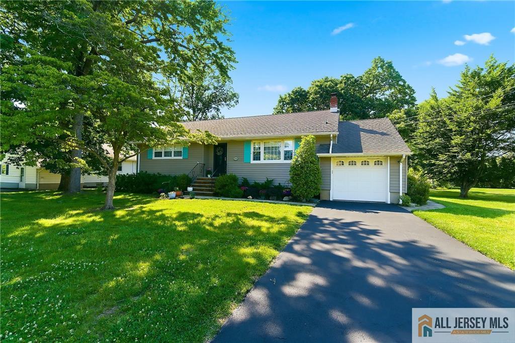 Photo of 708 Sunbrite Lane