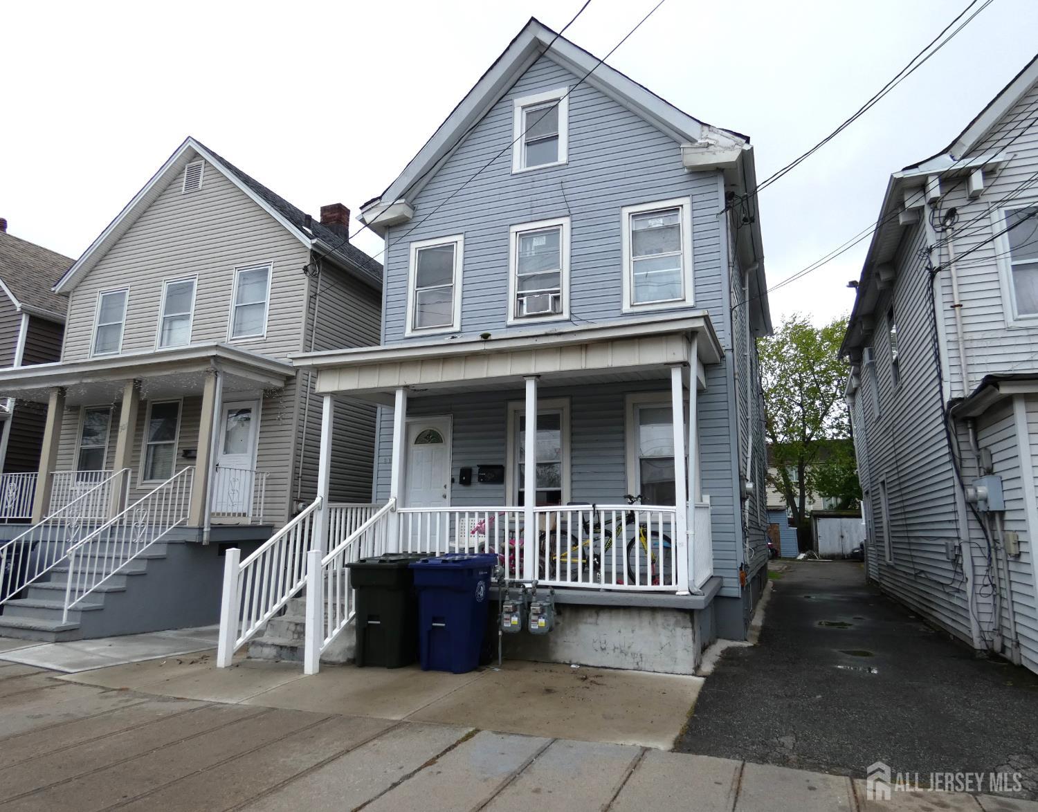 Photo of 309 Washington Street