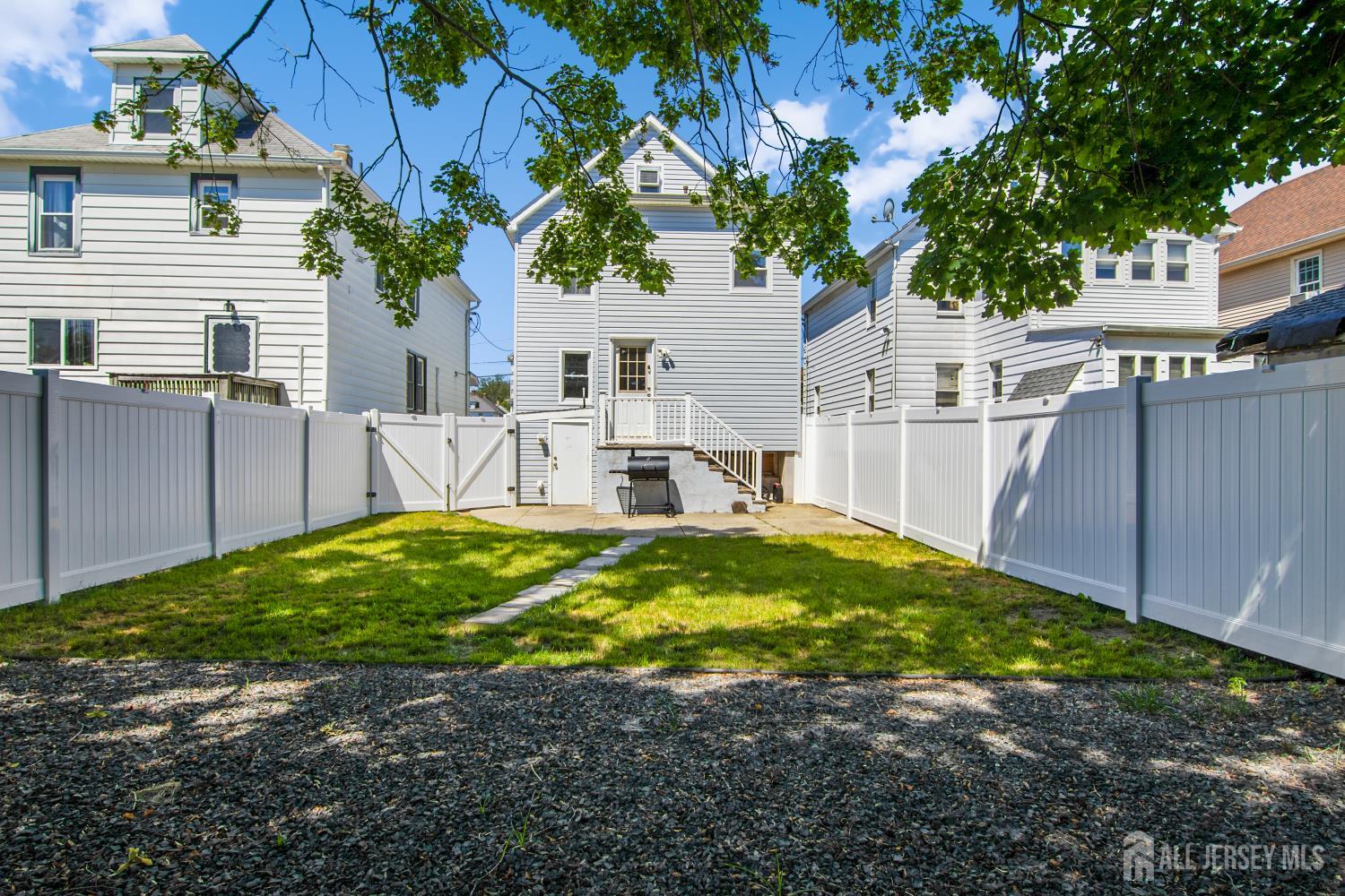 Homes for sale in South River, NJ | 23 East St, South River, NJ 08882 | MLS# 2616757R