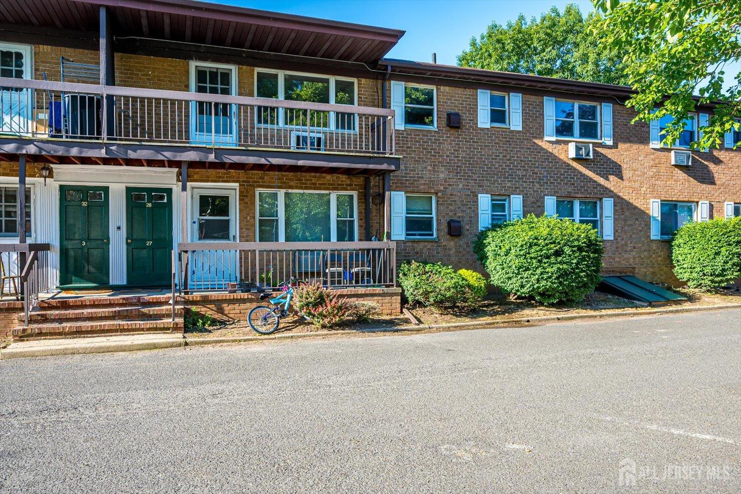 Homes for sale in Iselin, NJ | 55 Gill Ln #28, Iselin, NJ 08830 | MLS# 2617040R