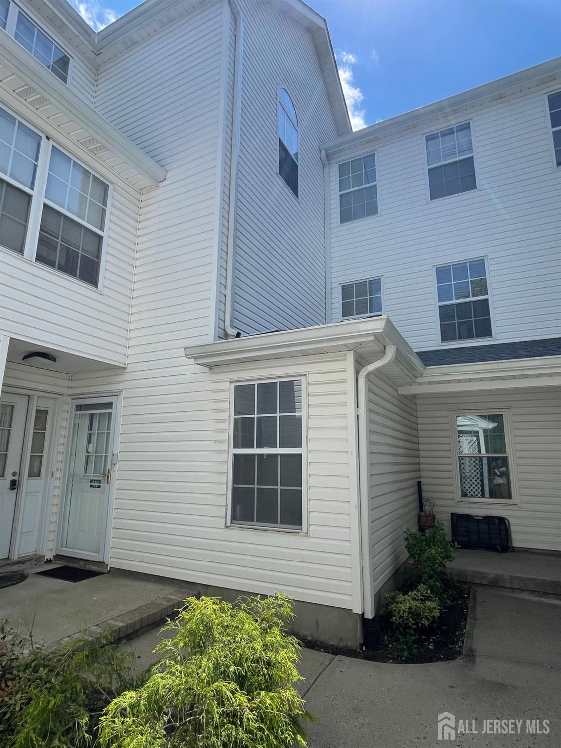 Photo of 918 Plymouth Road