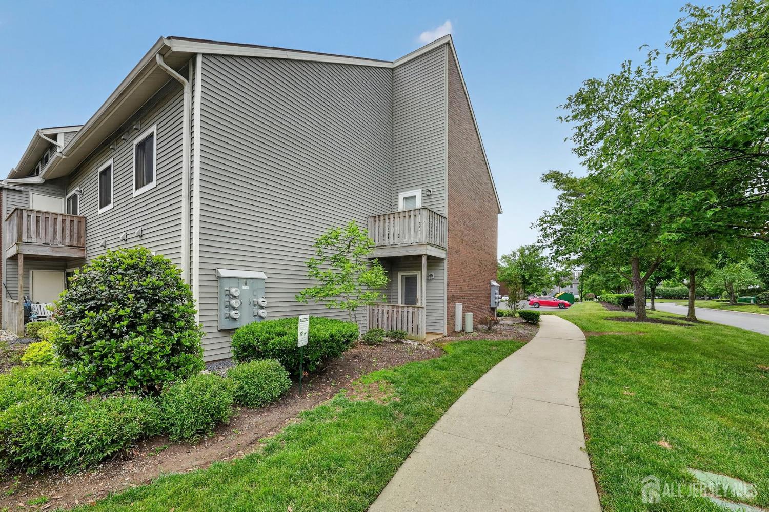 Photo of 601 Ravens Crest Drive 601