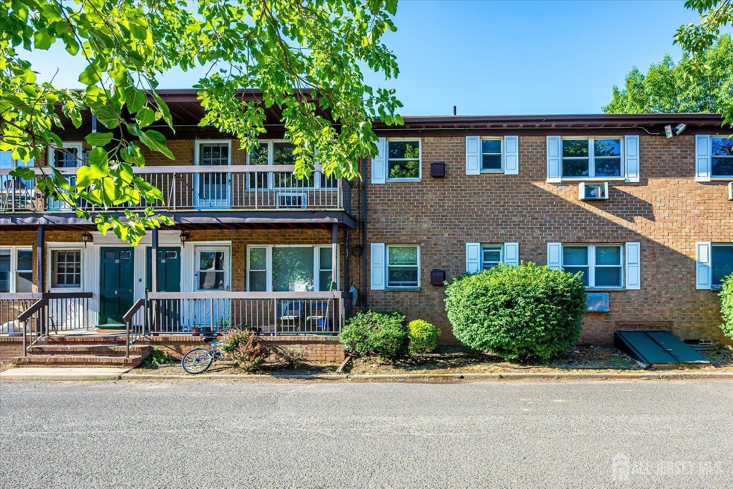 Homes for sale in Iselin, NJ | 55 Gill Ln #28, Iselin, NJ 08830 | MLS# 2617040R