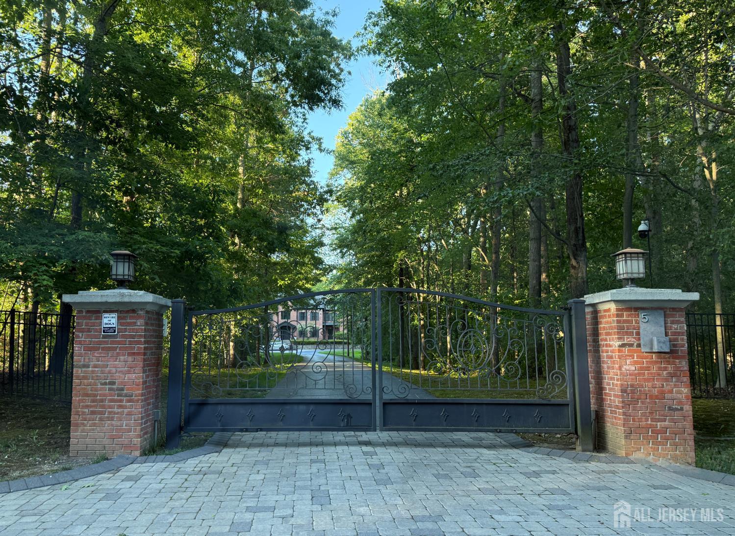 Homes for Sale in Monroe, NJ