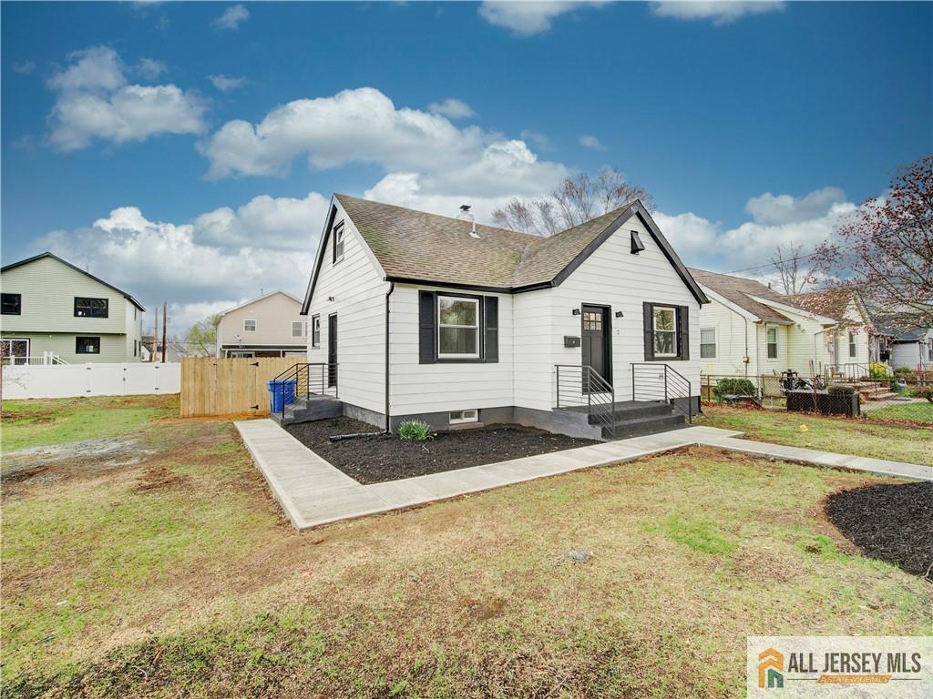 Homes for sale in South River, NJ | 2 Anne St, South River, NJ 08882 | MLS# 2661609M